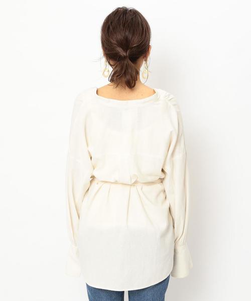 Another Edition（アナザーエディション）の「スタンドカラーシャツⅡ（シャツ/ブラウス・レディース・オフホワイト/オリーブ/ライトブルー・フリー）」の4枚目の写真