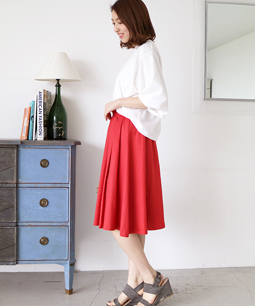 N.（N. Natural Beauty Basic）（エヌエヌナチュラルビューティーベーシック）の「ポンチボリュームスリーブカットソー（Tシャツ/カットソー・レディース・ホワイト/ネイビー/ベージュ・MEDIUM）」の10枚目の写真