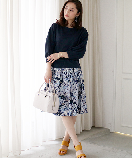 N.（N. Natural Beauty Basic）（エヌエヌナチュラルビューティーベーシック）の「ポンチボリュームスリーブカットソー（Tシャツ/カットソー・レディース・ホワイト/ネイビー/ベージュ・MEDIUM）」の18枚目の写真