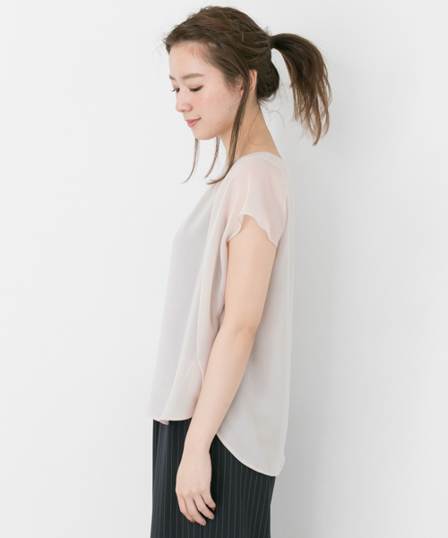 URBAN RESEARCH（アーバンリサーチ）の「ウォッシャブルタックジョーゼットブラウス（シャツ/ブラウス・レディース・オフホワイト/ベージュ系その他/ブラック/マスタード・FREE）」の13枚目の写真