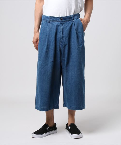 MONO-MART(モノマート)の「ワイドバルーンデニムパンツ(10oz DENIM)(デニムパンツ・メンズ・ワンウォッシュ/ブラック/ライトインディゴブルー/ブルー系その他3/ブラック系その他/ブルー系その他4/ブルー系その他/ブルー系その他2/ブルー/インディゴブルー/サックスブルー/ブルー系その他5/ブルー系その他6/ブルー系その他7/ブラック系その他2/チャコール/その他/その他2/ブラック系その他3/その他3/ホワイト/その他7/ホワイト系その他/その他5/その他4/その他6/ブラック系・L/M/MEDIUM/LARGE/X.LARGE/Lsize/Msize/SIZE:L/SIZE:M/S/Ssize/SIZE:S)」の16枚目の写真