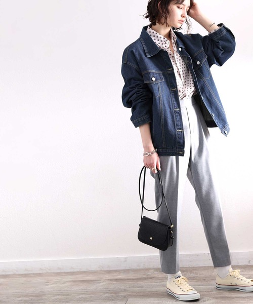 classicalelf（クラシカルエルフ）の「ゆるビッグシルエットのコットン&デニムジャケット（デニムジャケット・レディース・インディゴブルー/ブルー/ブラック/ブラック系その他/カーキ/ベージュ/ナチュラル・LARGE/MEDIUM/SMALL/X-LARGE/XX-LARGE）」の13枚目の写真