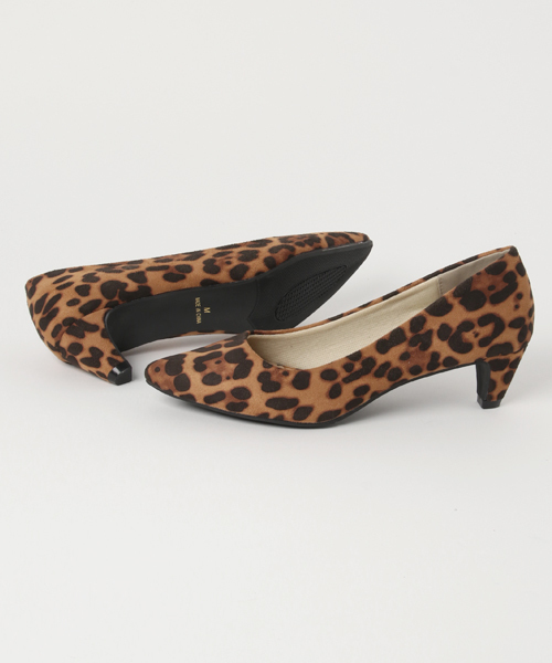 Green　Parks（グリーンパークス）の「・カラーローヒールパンプス（パンプス・レディース・ボルドー/レオパード/ブラック/マスタード/グリーン/スモークピンク・M/L）」の10枚目の写真