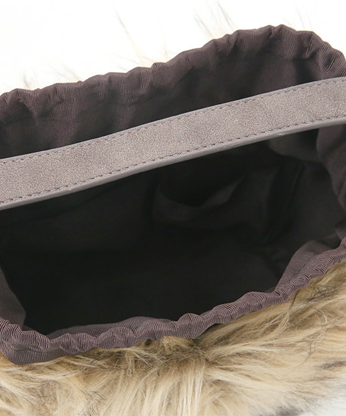 Luz Llena（ラズレナ）の「[2way]エコファー付きバケツ型ショルダーバッグ（ショルダーバッグ・レディース・ブラウン/アイボリー・ﾌﾘ-）」の12枚目の写真