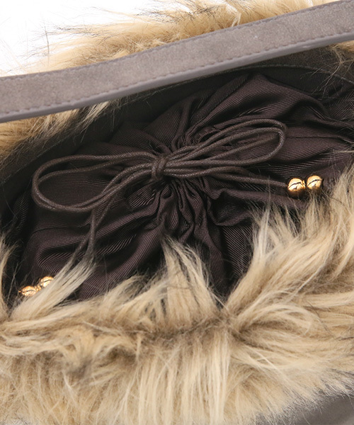 Luz Llena（ラズレナ）の「[2way]エコファー付きバケツ型ショルダーバッグ（ショルダーバッグ・レディース・ブラウン/アイボリー・ﾌﾘ-）」の13枚目の写真