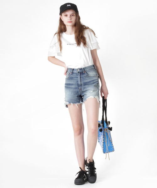 RNA（アールエヌエー）の「T0982 ベーシックダメージハーフパンツ（デニムパンツ・レディース・ダークインディゴブルー/ライトインディゴブルー・MEDIUM/SMALL）」の16枚目の写真