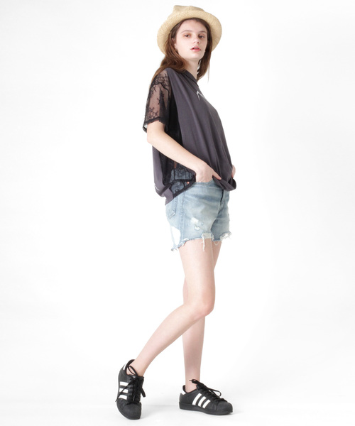 RNA（アールエヌエー）の「T0982 ベーシックダメージハーフパンツ（デニムパンツ・レディース・ダークインディゴブルー/ライトインディゴブルー・MEDIUM/SMALL）」の20枚目の写真