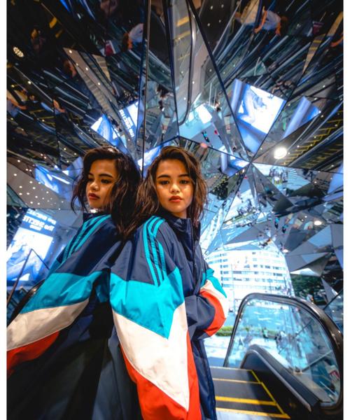 adidas Originals（アディダスオリジナルス）の「＜adidas Oroginals＞ PALEMESTON WINDBREAKER Limited dist/ブルゾン（ブルゾン・メンズ・ネイビー・MEDIUM/LARGE/X-LARGE）」の3枚目の写真