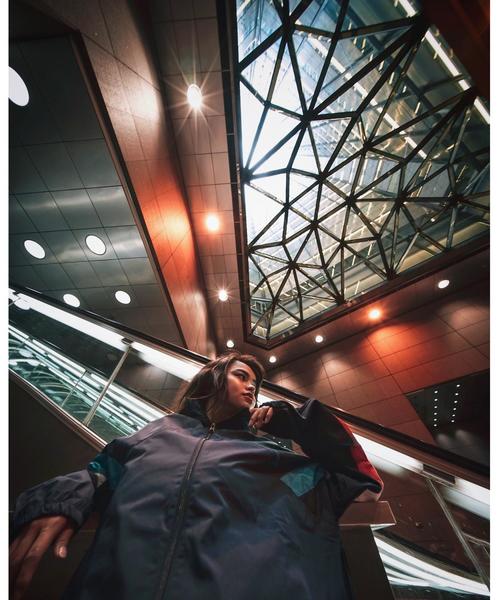 adidas Originals（アディダスオリジナルス）の「＜adidas Oroginals＞ PALEMESTON WINDBREAKER Limited dist/ブルゾン（ブルゾン・メンズ・ネイビー・MEDIUM/LARGE/X-LARGE）」の2枚目の写真