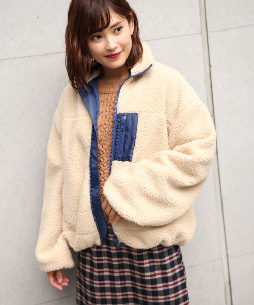 apres jour（アプレジュール）の「もこもこ配色ボアブルゾン【ZOZOTOWN限定アイテム】（ブルゾン・レディース・クリーム/キャメル・フリー）」の5枚目の写真