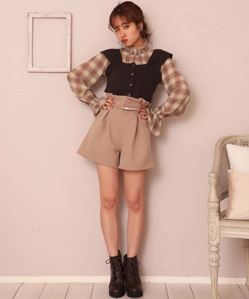 one after another NICE CLAUP(ワンアフターアナザーナイスクラップ)の「ラメベルト付き ショートパンツ(その他パンツ・レディース・モカ/ブラック系その他/グレー系その他/ライトベージュ・FREE)」の11枚目の写真