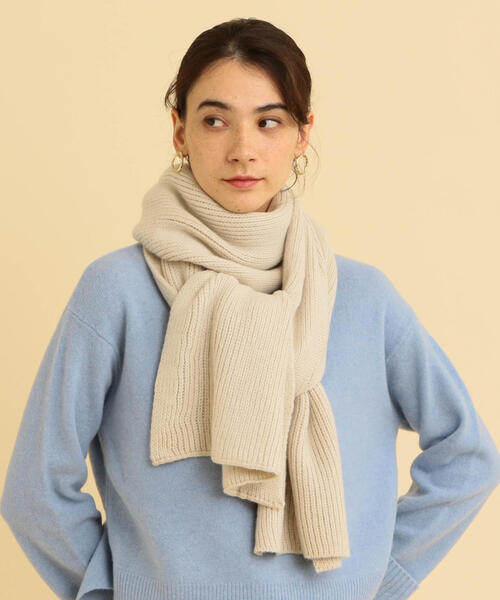 BEAUTY&YOUTH UNITED ARROWS（ビューティーアンドユースユナイテッドアローズ）の「BY アクリルリブニットストール ◆（ストール/ショール・レディース・モカ/オフホワイト/グレー/ブラック/ネイビー・FREE）」の2枚目の写真