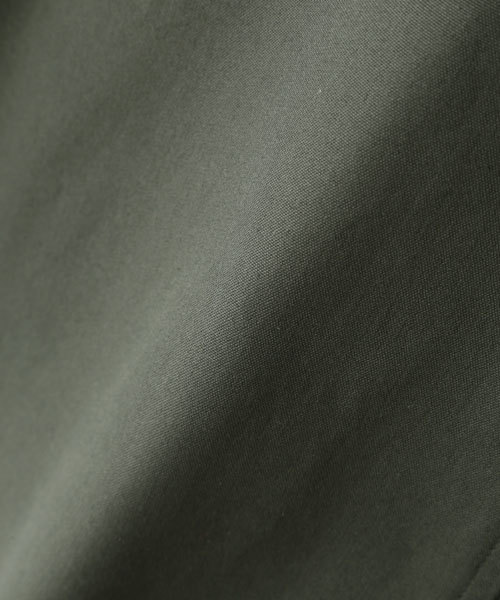 MARGARET HOWELL（マーガレットハウエル）の「DRY COTTON LIGHT CANVAS（ステンカラーコート・メンズ・ネイビー/グリーン・SMALL/MEDIUM/LARGE/X-LARGE）」の10枚目の写真