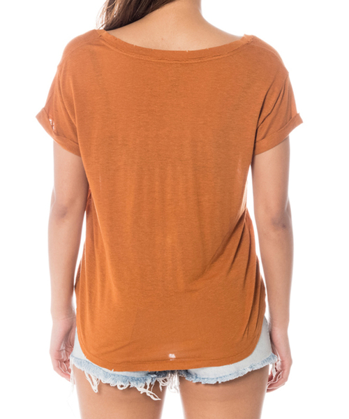 RVCA（ルーカ）の「RVCA レディース  BRIX V-NECK T-SHIRT Ｔシャツ/Vネック/ポケットTシャツ（Tシャツ/カットソー・レディース・ブラック/ベージュ・SMALL/X-SMALL）」の7枚目の写真