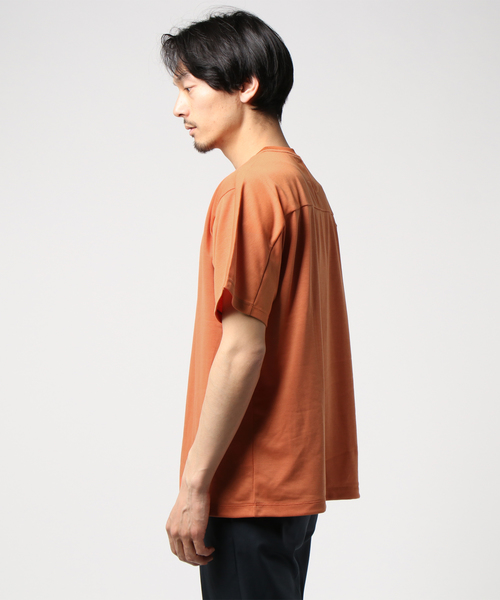 MAISON SPECIAL（メゾンスペシャル）の「“365” テックファブリックショートスリーブカットソー 【MAISON SPECIAL/メゾンスペシャル】（Tシャツ/カットソー・メンズ・ブラック/オフホワイト/オレンジ/ラベンダー・44/46/48）」の6枚目の写真