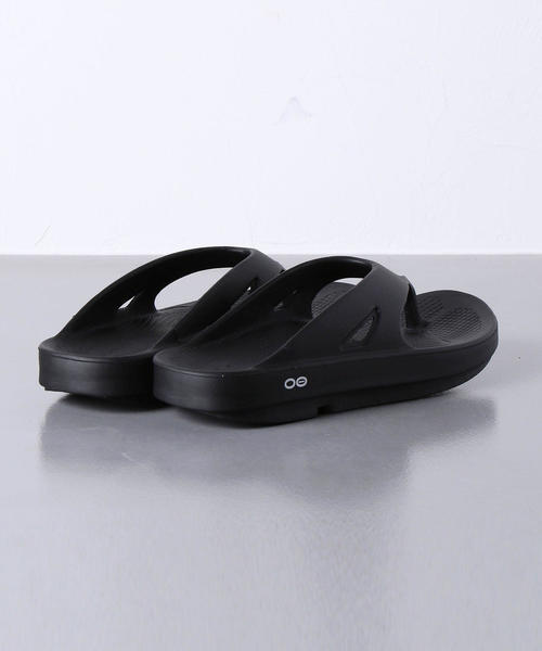 UNITED ARROWS（ユナイテッドアローズ）の「＜ OOFOS (ウーフォス) ＞ リカバー サンダル（サンダル・メンズ・ブラック/グレー/ネイビー・8/7/9/10）」の7枚目の写真