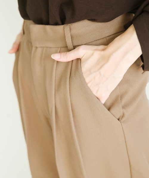 select MOCA(セレクトモカ)の「ツイルセンタータックプレスパンツ(その他パンツ・レディース・ブラック/アイボリー/キャメル・SMALL/MEDIUM)」の15枚目の写真
