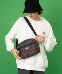 Reebok リーボック ワンポイント ロゴ 刺繍 軽量 ドローコード付き ショルダーバッグ 約3L
