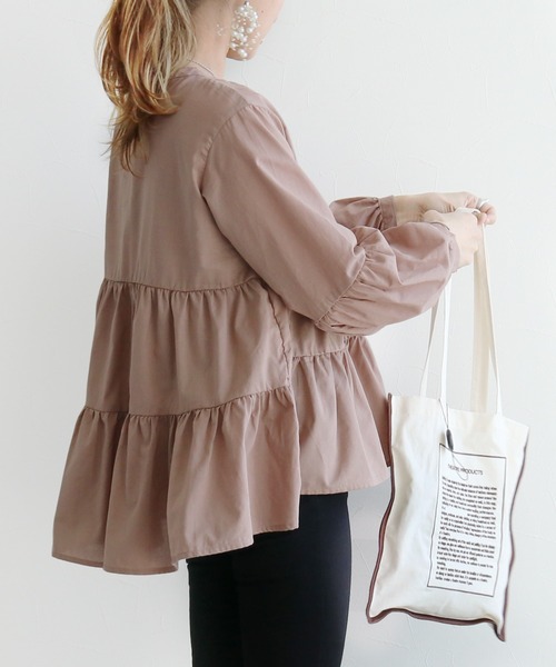 reca（レカ）の「ボリュームティアードブラウス（シャツ/ブラウス・レディース・ブラウン/ブラック/ベージュ/モカ/アイボリー・M）」の5枚目の写真