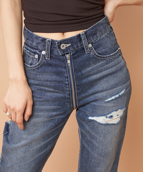 SPIRALGIRL(スパイラルガール)の「フルジップダメージデニムパンツ(デニムパンツ・レディース・ライトブルー/ブラック・SMALL/MEDIUM)」の4枚目の写真