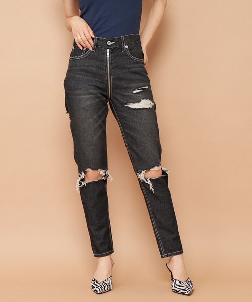 SPIRALGIRL(スパイラルガール)の「フルジップダメージデニムパンツ(デニムパンツ・レディース・ライトブルー/ブラック・SMALL/MEDIUM)」の5枚目の写真