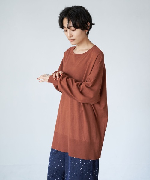 AMERICAN HOLIC（アメリカンホリック）の「バックスリットクルーネックニットチュニック（ニット/セーター・レディース・ブラック/グリーン/モカ/ライトベージュ/テラコッタ・FREE）」の14枚目の写真