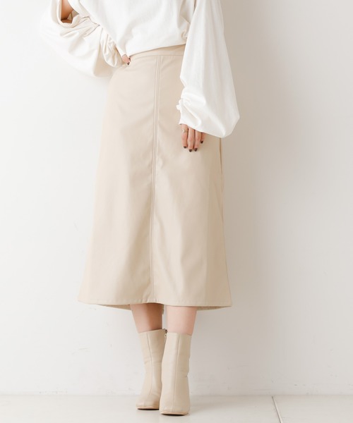 Chico(チコ)の「フェイクレザーロングスカート(スカート・レディース・ブラウン/ブラック/ライトベージュ・FREE)」の11枚目の写真