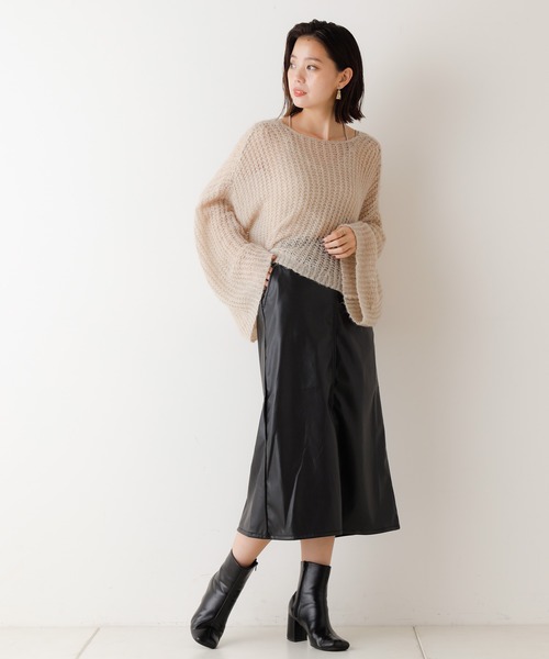 Chico(チコ)の「フェイクレザーロングスカート(スカート・レディース・ブラウン/ブラック/ライトベージュ・FREE)」の12枚目の写真