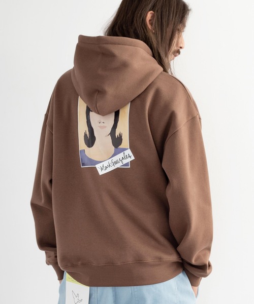 Mark Gonzales(マーク・ゴンザレス)の「Mark Gonzales 別注 裏起毛 オーバーサイズフーディー バックプリント プルオーバーパーカー(パーカー・メンズ・ベージュ/ブラック/ブラウン/グリーン/グレー/オフホワイト/ブルー/ベージュ系その他/ブラック系その他/ブラウン系その他/グリーン系その他/グレー系その他/ホワイト系その他/ブルー系その他/ベージュ系その他2/ブラック系その他2/ブラウン系その他2/グリーン系その他2/グレー系その他2/ホワイト系その他2/ブルー系その他2・M/L/XL)」の11枚目の写真