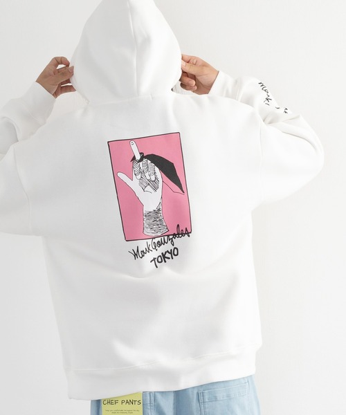 Mark Gonzales(マーク・ゴンザレス)の「Mark Gonzales 別注 裏起毛 オーバーサイズフーディー バックプリント プルオーバーパーカー(パーカー・メンズ・ベージュ/ブラック/ブラウン/グリーン/グレー/オフホワイト/ブルー/ベージュ系その他/ブラック系その他/ブラウン系その他/グリーン系その他/グレー系その他/ホワイト系その他/ブルー系その他/ベージュ系その他2/ブラック系その他2/ブラウン系その他2/グリーン系その他2/グレー系その他2/ホワイト系その他2/ブルー系その他2・M/L/XL)」の4枚目の写真