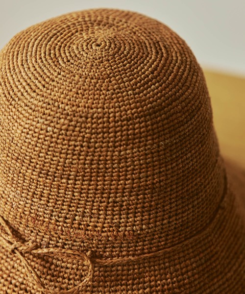 Le Voyage en Panier（ルヴォヤージュアンパニエ）の「Le voyage en panie　ツバ広ラフィアハット（ハット・レディース・ナチュラル/ライトブラウン・FREE）」の8枚目の写真