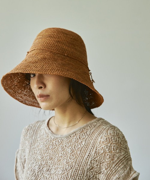 Le Voyage en Panier（ルヴォヤージュアンパニエ）の「Le voyage en panie　ツバ広ラフィアハット（ハット・レディース・ナチュラル/ライトブラウン・FREE）」の13枚目の写真