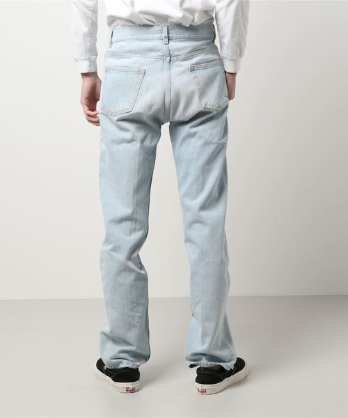GOLDEN GOOSE（ゴールデングース）の「GOLDEN GOOSE Light blue wash denim pants（デニムパンツ・メンズ・ライトブルー・30inch/31inch/29inch）」の3枚目の写真