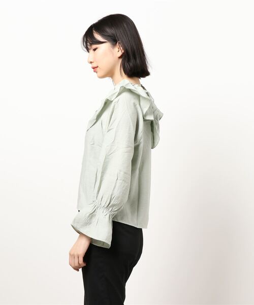 flower（フラワー）の「チャーミングフリルブラウス（シャツ/ブラウス・レディース・ホワイト/グリーン・FREE）」の4枚目の写真