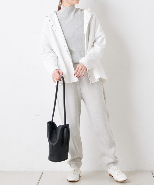 PUAL CE CIN（ピュアルセシン）の「【Du noir】スナップボタンフードカーディガン（カーディガン/ボレロ・レディース・オフホワイト/ブラック/グレー・FREE）」の4枚目の写真