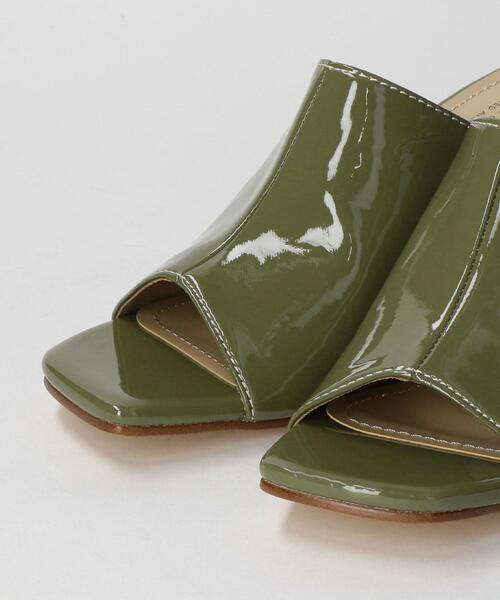 BEAUTY&YOUTH UNITED ARROWS（ビューティーアンドユースユナイテッドアローズ）の「BY フェイクレザー オープンカーブミュール（サンダル・レディース・ホワイト/オリーブ・37/37h/38/36h/36）」の4枚目の写真