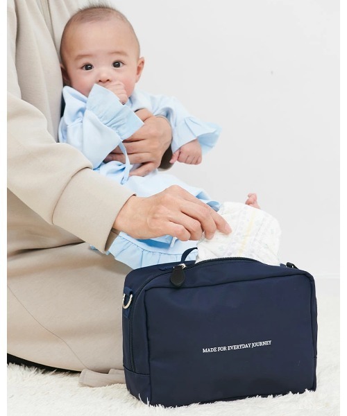 SweetMommy（スウィートマミー）の「撥水オムツポーチ・マルチポーチ【ANY】（おむつ用品/おむつポーチ・レディース・ブラック/ネイビー/グレー・FREE）」の3枚目の写真