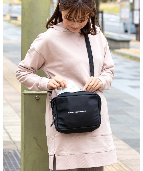 SweetMommy（スウィートマミー）の「撥水オムツポーチ・マルチポーチ【ANY】（おむつ用品/おむつポーチ・レディース・ブラック/ネイビー/グレー・FREE）」の17枚目の写真