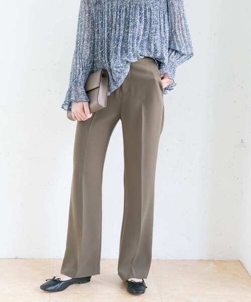 URBAN RESEARCH ROSSO（アーバンリサーチロッソ）の「ベーシックセミフレアパンツ（その他パンツ・レディース・ミント/ブラック/オリーブ・36/38）」の3枚目の写真