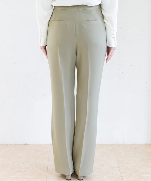 URBAN RESEARCH ROSSO（アーバンリサーチロッソ）の「ベーシックセミフレアパンツ（その他パンツ・レディース・ミント/ブラック/オリーブ・36/38）」の18枚目の写真