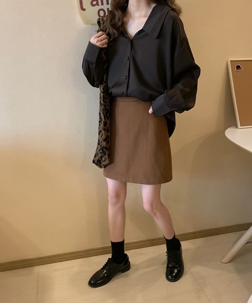 Girly Doll（ガーリードール）の「開襟ボリュームシルエットシャツ（シャツ/ブラウス・レディース・ホワイト/ブラック/ブルーグレー/ピンクベージュ・FREE）」の18枚目の写真