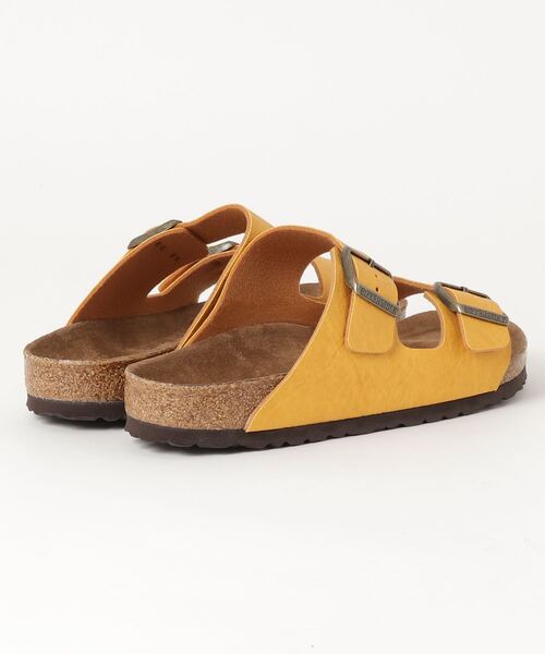 BIRKENSTOCK(ビルケンシュトック)の「BIRKENSTOCK/ビルケンシュトック ARIZONA BF SADDLE MATT OC/アリゾナ BF サドル マット OC(サンダル・メンズ・マスタード・26cm/26.5cm/27cm)」の2枚目の写真