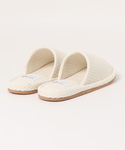 LBC（エルビーシー）の「【洗濯機で丸洗い】YORI 外縫いワッフルスリッパ M（ルームシューズ/スリッパ・レディース・グリーン/オフホワイト/チャコールグレー/イエロー・M）」の13枚目の写真