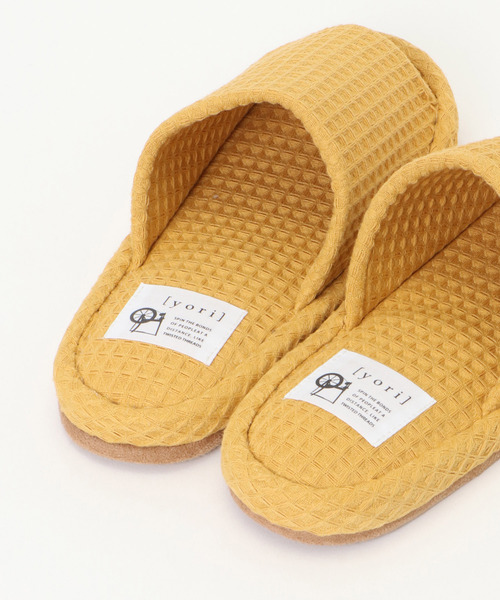 LBC（エルビーシー）の「【洗濯機で丸洗い】YORI 外縫いワッフルスリッパ M（ルームシューズ/スリッパ・レディース・グリーン/オフホワイト/チャコールグレー/イエロー・M）」の7枚目の写真