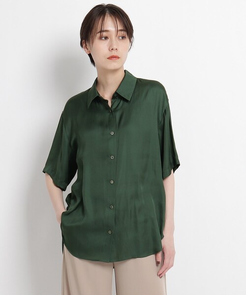JET（ジェット）の「◆【ウォッシャブル】スノーサテン半袖シャツ（シャツ/ブラウス・レディース・ピンク系/グリーン/ダークブラウン・04）」の2枚目の写真