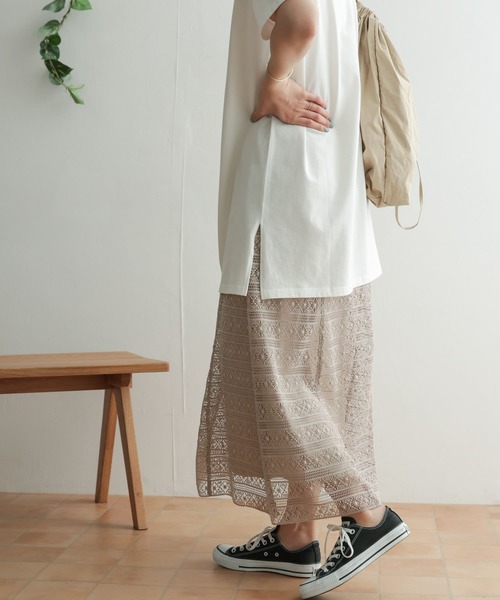 URBAN RESEARCH DOORS（アーバンリサーチドアーズ）の「レースフレアスカート（スカート・レディース・ブラック/グレー系その他・ONE）」の4枚目の写真