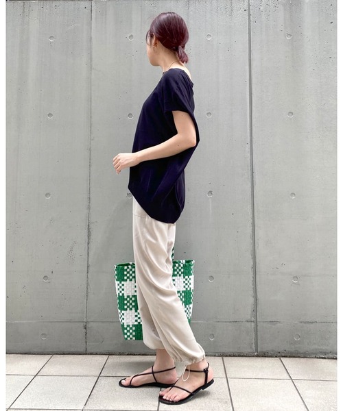 RIVE DROITE（リヴドロワ）の「何度でも選びたくなる　コットンアセテートワイドニット（ニット/セーター・レディース・ベージュ/ネイビー/ブルー/ベージュ系その他・FREE）」の21枚目の写真