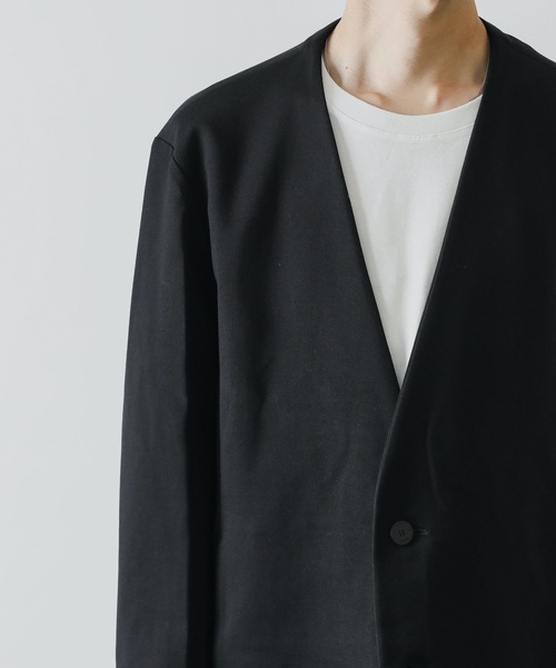 ATTACHMENT（アタッチメント）の「COMPRESSED PONTE JERSEY COLLARLESS