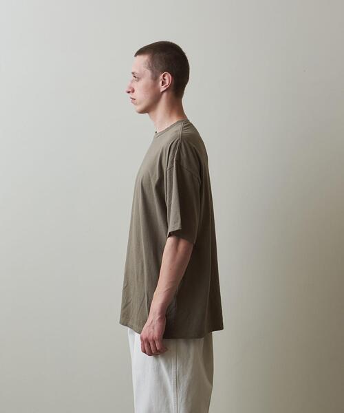 Steven Alan（スティーブンアラン）の「＜Steven Alan＞ SILK/NOIL SHORT SLEEVE TEE-LOOSE/Tシャツ（Tシャツ/カットソー・メンズ・ダークグレー/ベージュ/ホワイト・LARGE/MEDIUM/SMALL/X-LARGE）」の6枚目の写真