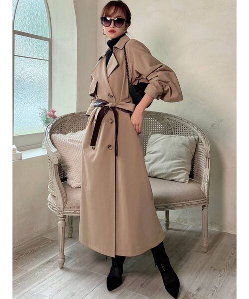 RESEXXY（リゼクシー）の「ケープレイヤードトレンチコート（トレンチコート・レディース・ベージュ/ブラウン/アイボリー・FREE）」の6枚目の写真